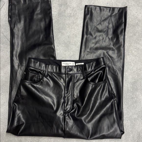 Abercrombie & Fitch Black Leather Pants 90s Straight Curve Love Ultra High Rise - Picture 3 of 6